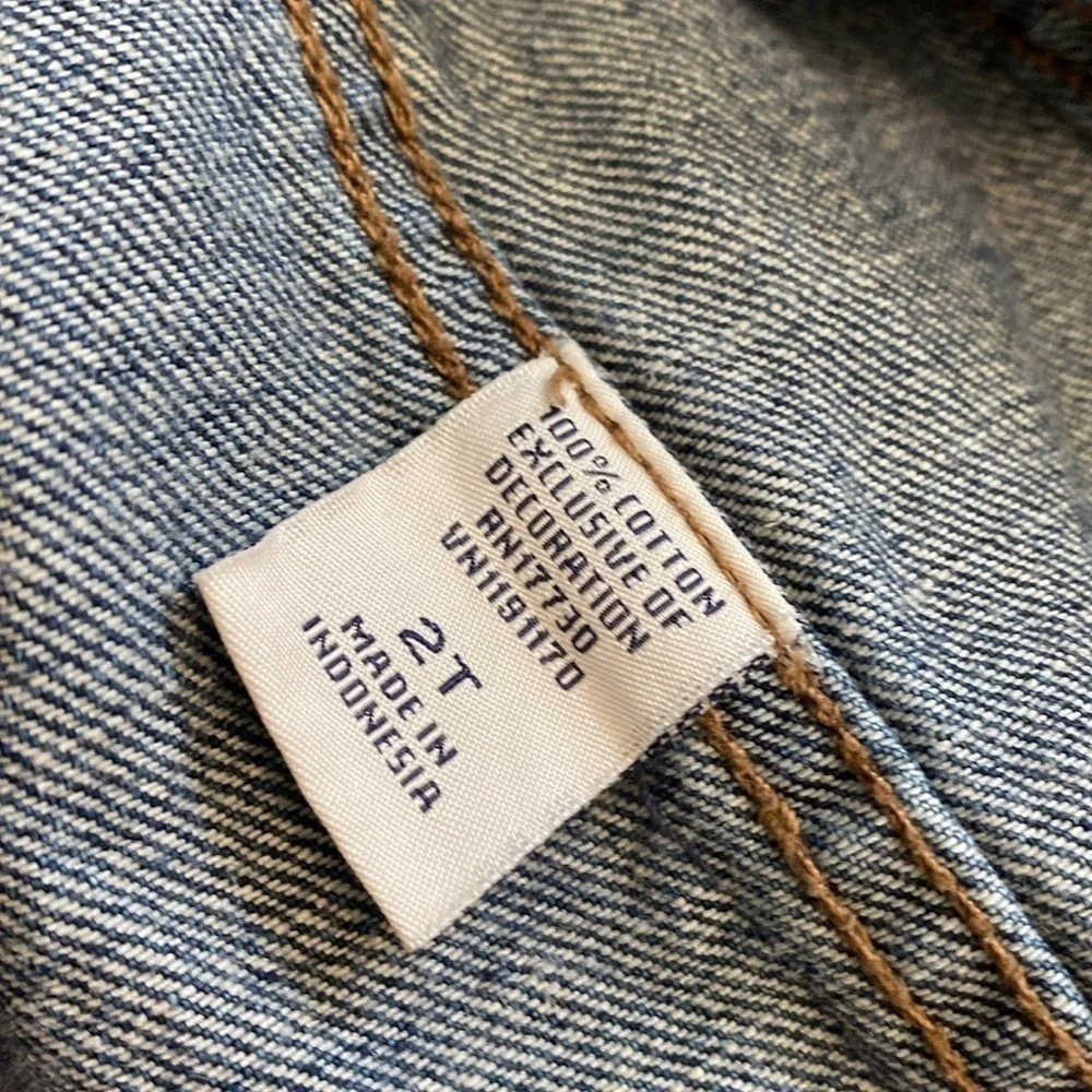 Oshkosh Genuine kids cotton denim button up pocket jacket 2T